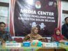 Ketua KPUD Kabupaten Solok Selatan, Nila Puspita saat jumpa pers