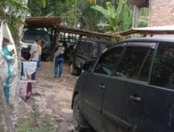 Tim Tipiter Polres Way Kanan Gerebeka Tempat Penimpunan Bahan Bakar Minyak Di Salah Satu Rumah Warga Di Kampung Negeri Batin, Rabu Sekitar Pukul 15.30 Wib