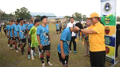 Gubernur Ansar saat menghadiri Penutupan Piala Gubernur Kepri Tahun 2023