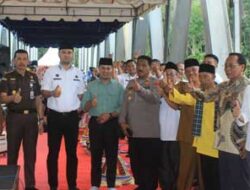 Kompak, Bupati dan Wabup Sijunjung Resmikan Jembatan di Nagari Batu Menjulur