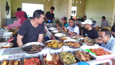 Penjabat Wali Kota, Rida Ananda di Pasar Ternak Payakumbuh