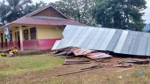 Ruang Kelas SDN 26 Lembah Melintang Rusak Diterjang Angin Kencang