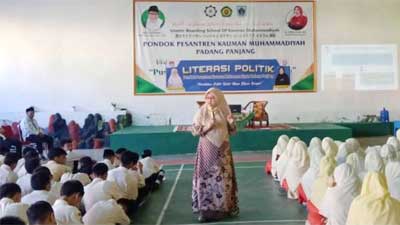 Santri Pontren Kauman Diberi Sosialisasi tentang Pemilu