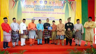 Focus Group Discussion Kebudayaan Sempena Hari Marwah Provinsi Kepri ke-21 Tahun 2023 di Gedung Lembaga Adat Melayu Bintan