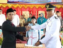 Sertijab Camat Salimpaung, Khairunnas Gantikan Herru Rachman