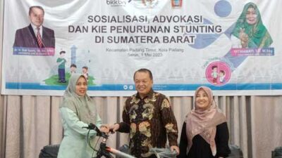 Suir Syam dan BKKBN Sumbar Sosialisasikan KIE Penurunan Stunting