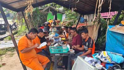 Pj Wako Rida Ananda Sarapan Pagi Bersama Petugas Kebersihan Kota Payakumbuh