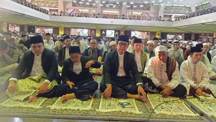 Khotbah Idul Adha, Guru Besar UIN Jakarta Serukan Jaga Harmoni Sambut Pesta Demokrasi 1 Guru besar UIN Jakarta, Ahmad Tholabi Kharlie saat Shalat Idul Adha