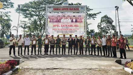Apel Satkamling Tahun 2023 di Halaman Kantor Bupati Solok Selatan