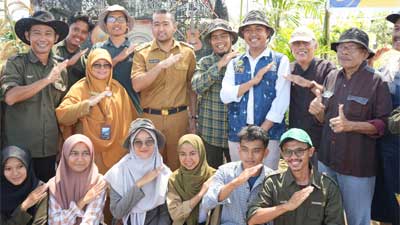 Wagub Sumbar bersama Kelompok Tani Milenial di Ajang Penas KTNA