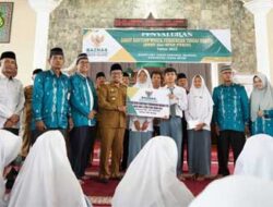 Baznas Tanah Datar Salurkan Bantuan Masuk PTN