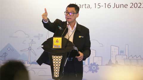 Direktur Utama PLN Darmawan Prasodjo ketika memberikan sambutan dalam agenda Focus Group Discussion (FGD) JETP Comprehensive Investment and Policy Plan (CIPP) di Jakarta