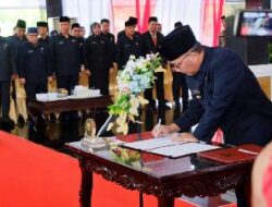 Pj Bupati Apriyadi Rotasi 172 Pejabat Muba