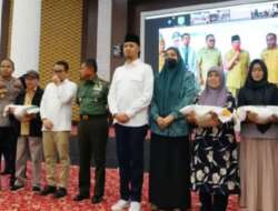 Pemko Bukittinggi Launching GPM dan Serahkan Bantuan Beras untuk 4.466 KK