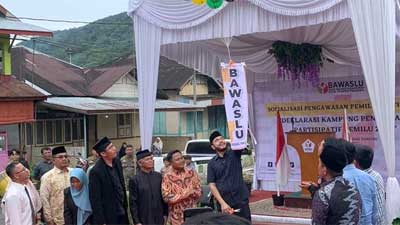 Kelurahan Pasar Usang Dicanangkan Jadi Kampung Pengawasan Partisipatif Pemilu 1 Pencanangan Kelurahan Pasar Usang sebagai Kampung Pengawasan Partisipatif Pemilu