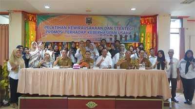 Pelatihan kewirausahaan dan strategi promosi terhadap keberhasilan usaha
