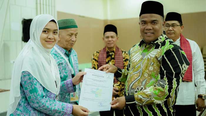 Pemkab Lepas Jemaah Calon Haji Kabupaten Solok di Koto Baru