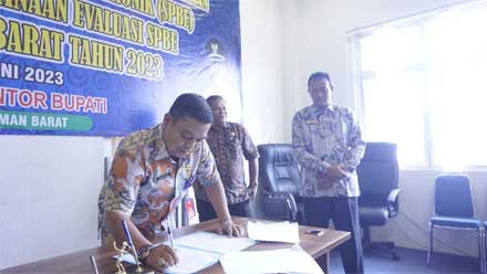 Kepala OPD se-Pasbar Tandatangani Komitmen Bersama Penyelenggaraan SPBE