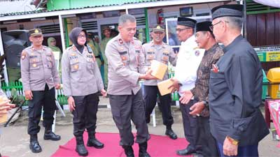 Kapolres Payakumbuh AKBP Wahyuni Sri Lestari silaturahmi dengan tokoh masyarakat di Kenagarian Situjuh Tungkar