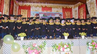 TK Aisyiyah Padang Panjang Gelar Perpisahan dan Pelantikan Iqra