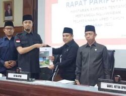Wali Kota Bukittinggi Sampaikan Ranperda Pertanggungjawaban Pelaksanaan APBD 2022