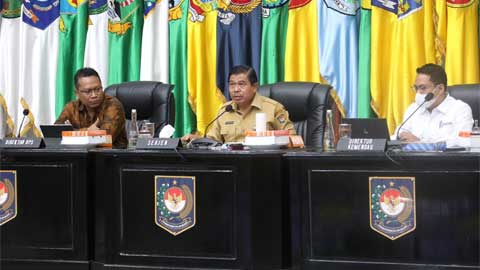 Sekjen Kemendagri Apresiasi Capaian Inflasi Indonesia yang Relatif Stabil 1 Suhajar Diantoro memimpin Rapat Koordinasi Pengendalian Inflasi Daerah