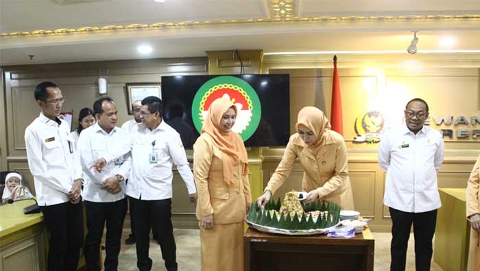 DWP Setjen DPD RI Rayakan Hari Jadi ke-4 1 DWP Setjen DPD RI Rayakan Hari Jadi ke-4
