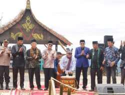 Objek Wisata Batu Badindiang, Indah Bak Permadani di Atas Kayangan