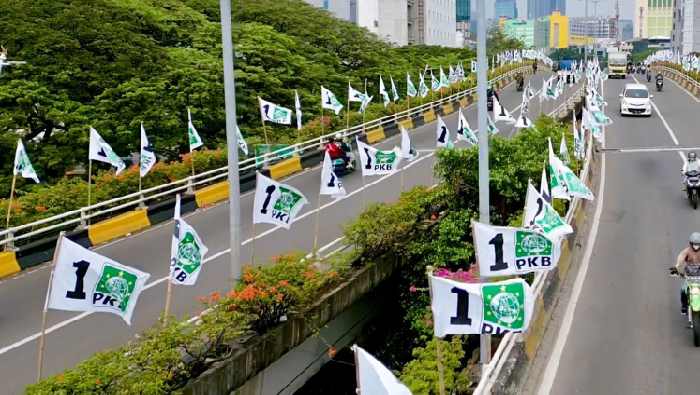 Jelang Harlah, PKB Pasang 2,5 Juta Bendera se-Indonesia 1 IMG 20230708 203518 resize 66