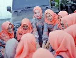 Ny Emiko Hadiri Jambore Kader PKK Berprestasi Sumbar XX di Bukittinggi
