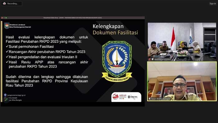 Kemendagri Fasilitasi Ranperkada Perubahan RKPD Kepri 1 Kemendagri Fasilitasi Ranperkada Perubahan RKPD Kepri