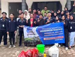 Mahasiswa Universitas Brawijaya Ajak Warga Membuat Kompos Dari Limbah Pertanian