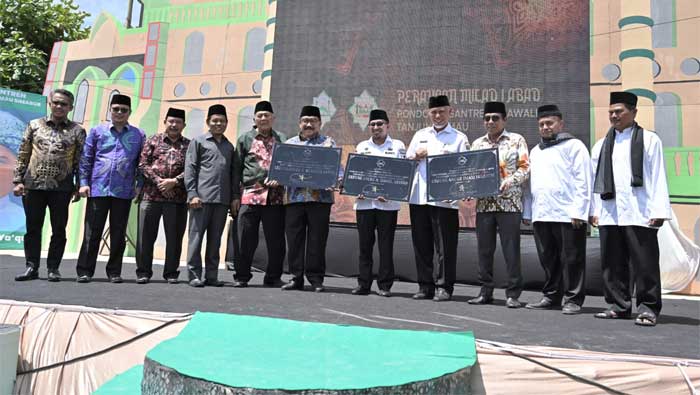 Gubernur Sumbar Hadiri Milad 1 Abad Ponpes Thawalib Tanjung Limau di Simabur 1 Gubernur Sumbar Hadiri Milad 1 Abad Ponpes Thawalib Tanjung Limau di Simabur