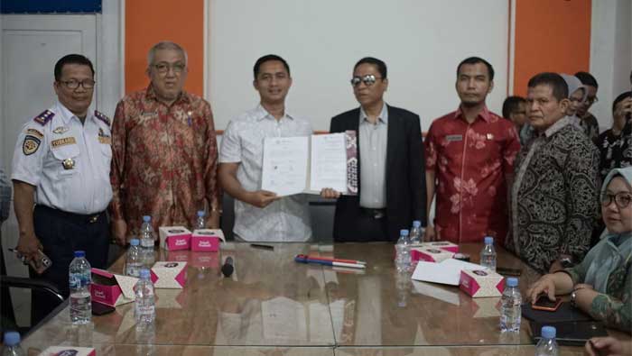 Perkumpulan Penyandang Disabilitas Indonesia Tandatangani MoU dengan Tiga Perusahaan Swasta di Pesisir Selatan