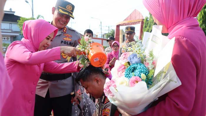 34 Personel Polres Muba Dapat Kenaikan Pangkat