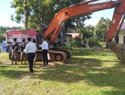 Dugaan PETI di Muara Kiawai, Polres Pasbar Amankan 3 Tersangka dan 1 Alat Berat