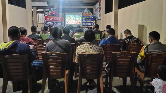 Polsek Bayan Nonton Bareng Pagelaran Wayang Kulit dari Mabes Polri 1 Polsek Bayan Nonton Bareng Pagelaran Wayang Kulit