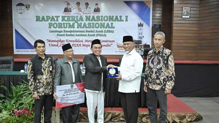 Gubernur Sumbar Buka Rakernas Panti Sosial Asuhan Anak di Bukittinggi