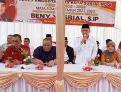 Reses Ketua DPRD Kota Bukittinggi Membludak, Dihadiri Ribuan Warga