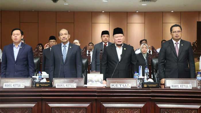 Sidang Paripurna DPD RI Sepakati Penguatan Sistem Bernegara 1 Sidang Paripurna DPD RI