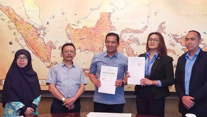 Head of Partnership Putera Sampoerna Foundation, Kelasworo Andri bersama Sekretaris Daerah Kota (Sekdako) Padang Panjang, Sonny Budaya Putra