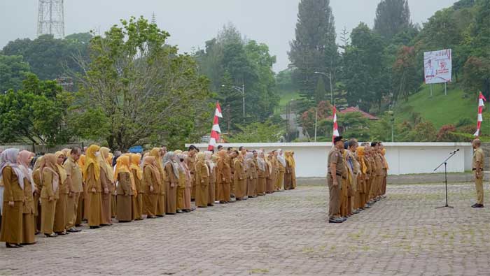 Apel Pagi, Ini Arahan Asisten I Setdakab Solok 1 Apel pagi ASN Pemkab Solok