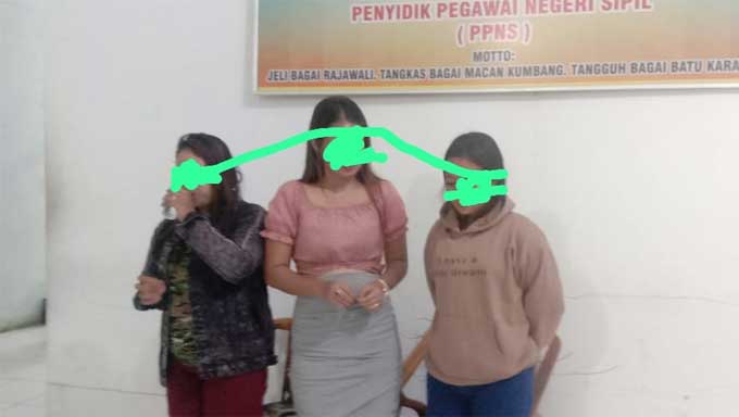3 Pemandu Karaoke Terjaring razia Satpol PP Pasbar