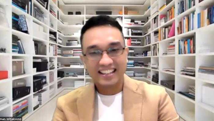 Aiman Witjaksono Berbagi Ilmu Public Speaking kepada Anggota KORPRI