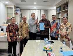 Bertemu Andre Rosiade, Bupati Sijunjung Curhat Masalah Blankspot, Pasar dan Eksploitasi Gas
