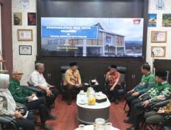 KNEKS Bahas Optimalisasi Sentra IKM Rendang Kota Padang Mendapat Label RPHB