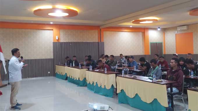 Kelompok Ekowisata dan Pemandu Wisata Pessel Ikuti Pelatihan Outbond