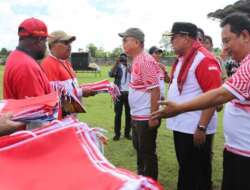 Sambut HUT ke-78 RI, Kemendagri Bagi-bagi 10 Juta Bendera di Kota Sorong