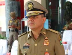 Satpol PP Sumbar Siapkan 4 Unit Bus bagi Pengunjuk Rasa Air Bangis