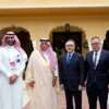 Mendag Zulhas bersama Menteri Perdagangan Arab Saudi, Majid bin Abdullah Al-Qasabi